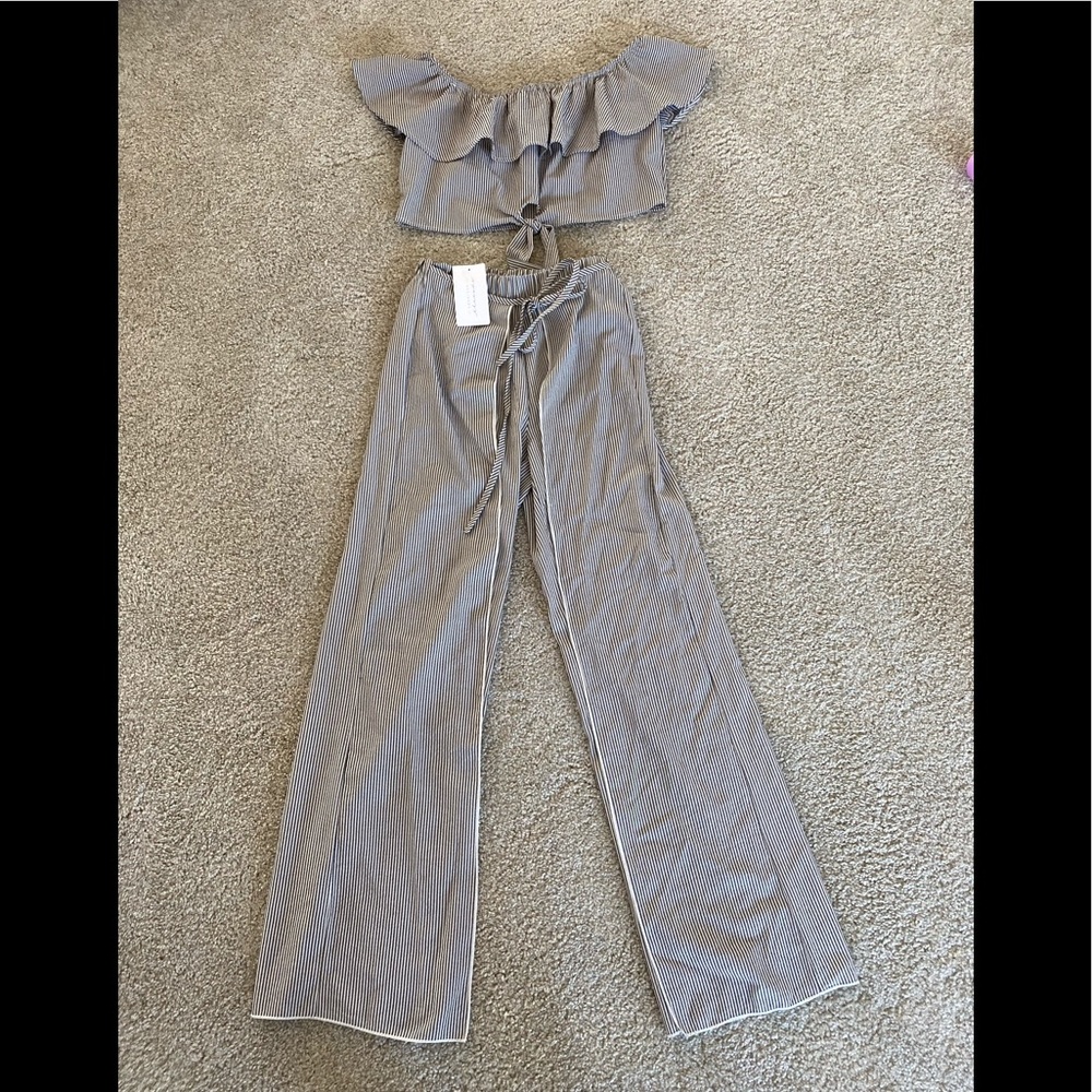American Threads two piece linen set